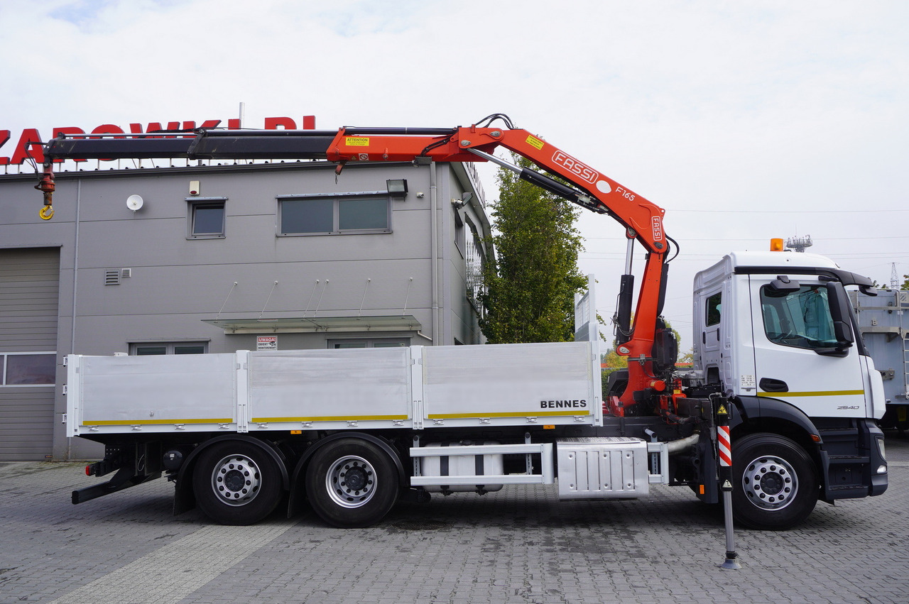MERCEDES-BENZ Antos 2540 / Flatbed 15 EPAL / Fassi F165 / 6.1 t / 8 m reach / remote control / rotator / 1600 MTH / steered axle - شاحنة كرين: صور 2 MERCEDES-BENZ Antos 2540 / Flatbed 15 EPAL / Fassi F165 / 6.1 t / 8 m reach / remote control / rotator / 1600 MTH / steered axle - شاحنة كرين: صور 2