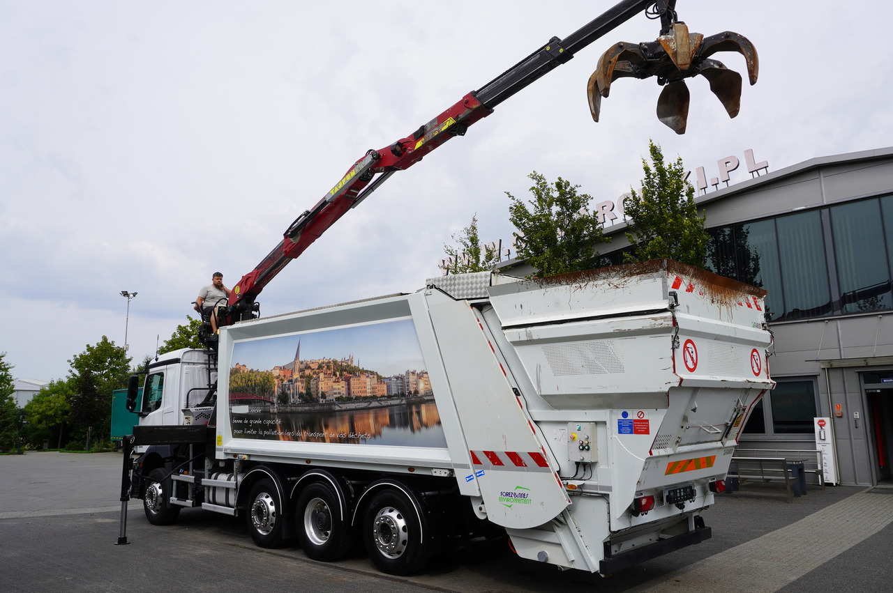 MERCEDES-BENZ Antos 3240 8x2 / Tajfun 5T crane / Farid Industries garbage truck/ 3 steered axles - شاحنة القمامة: صور 2 MERCEDES-BENZ Antos 3240 8x2 / Tajfun 5T crane / Farid Industries garbage truck/ 3 steered axles - شاحنة القمامة: صور 2