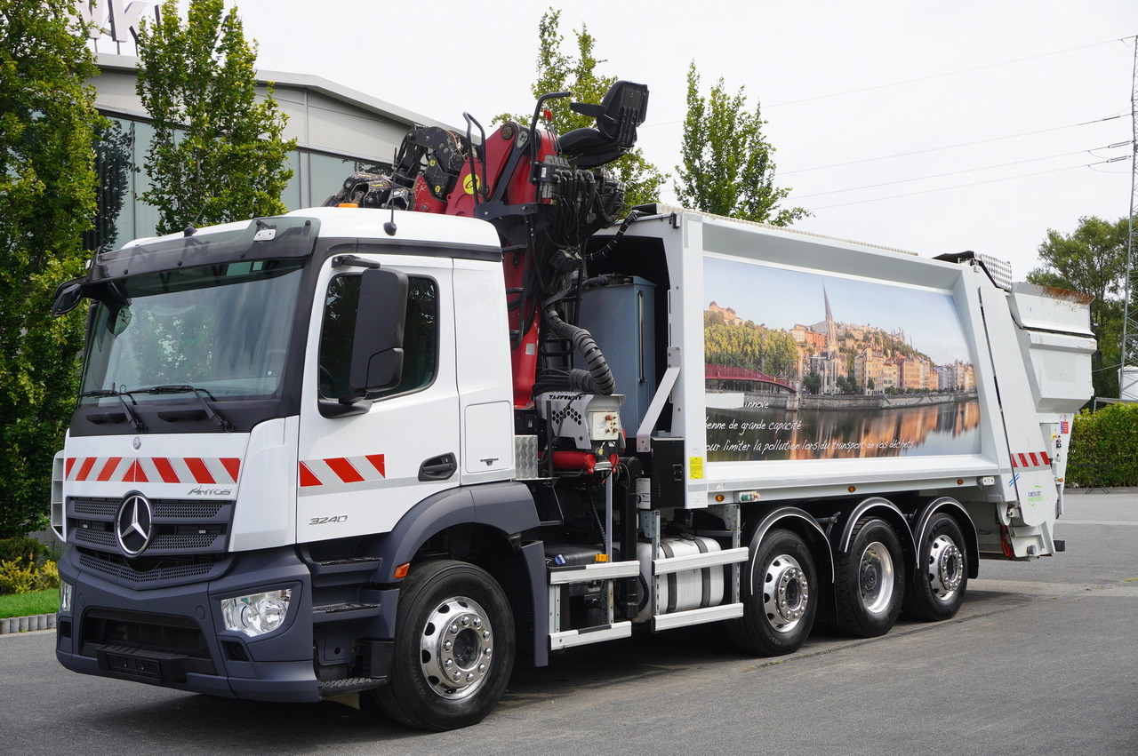 MERCEDES-BENZ Antos 3240 8x2 / Tajfun 5T crane / Farid Industries garbage truck/ 3 steered axles - شاحنة كرين: صور 3 MERCEDES-BENZ Antos 3240 8x2 / Tajfun 5T crane / Farid Industries garbage truck/ 3 steered axles - شاحنة كرين: صور 3