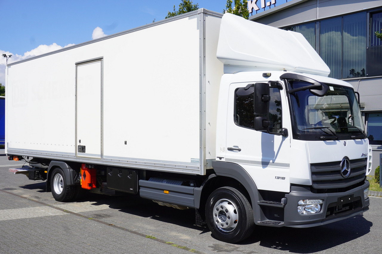MERCEDES-BENZ Atego 1318 E6 / 20 pallet container / lift / 90 thousand km !!! - بصندوق مغلق شاحنة: صور 1 MERCEDES-BENZ Atego 1318 E6 / 20 pallet container / lift / 90 thousand km !!! - بصندوق مغلق شاحنة: صور 1
