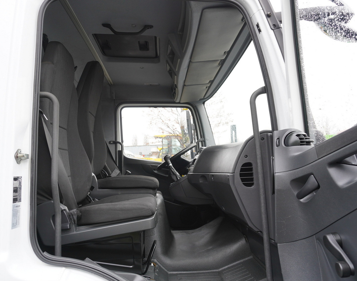 بصندوق مغلق شاحنة MERCEDES-BENZ Atego 816 E6 4x2 / container / 15 pallets: صور 7
