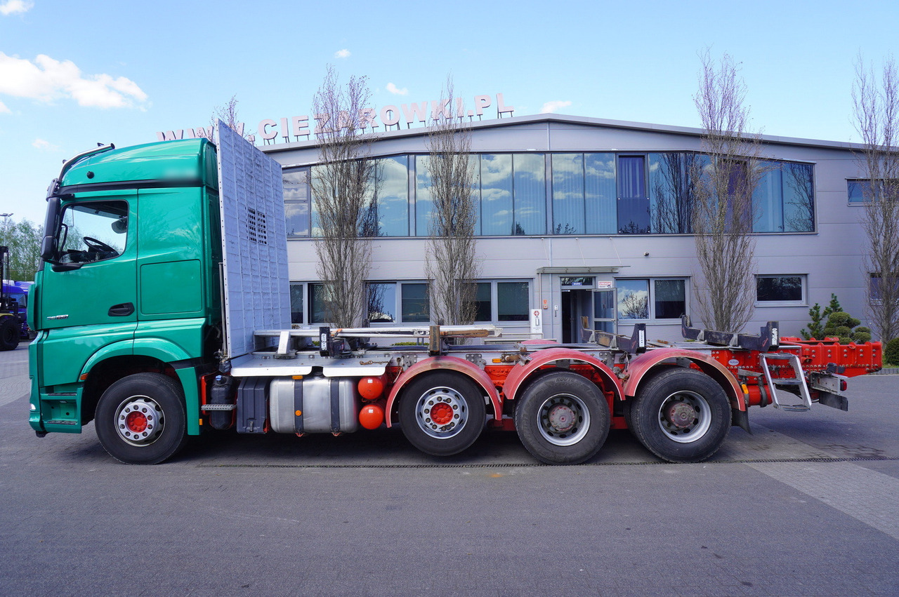 Mercedes-Benz Arocs 3563 8 × 4 / 630 HP / steered axle / Logging superstructure - شاحنة كرين: صور 4 Mercedes-Benz Arocs 3563 8 × 4 / 630 HP / steered axle / Logging superstructure - شاحنة كرين: صور 4