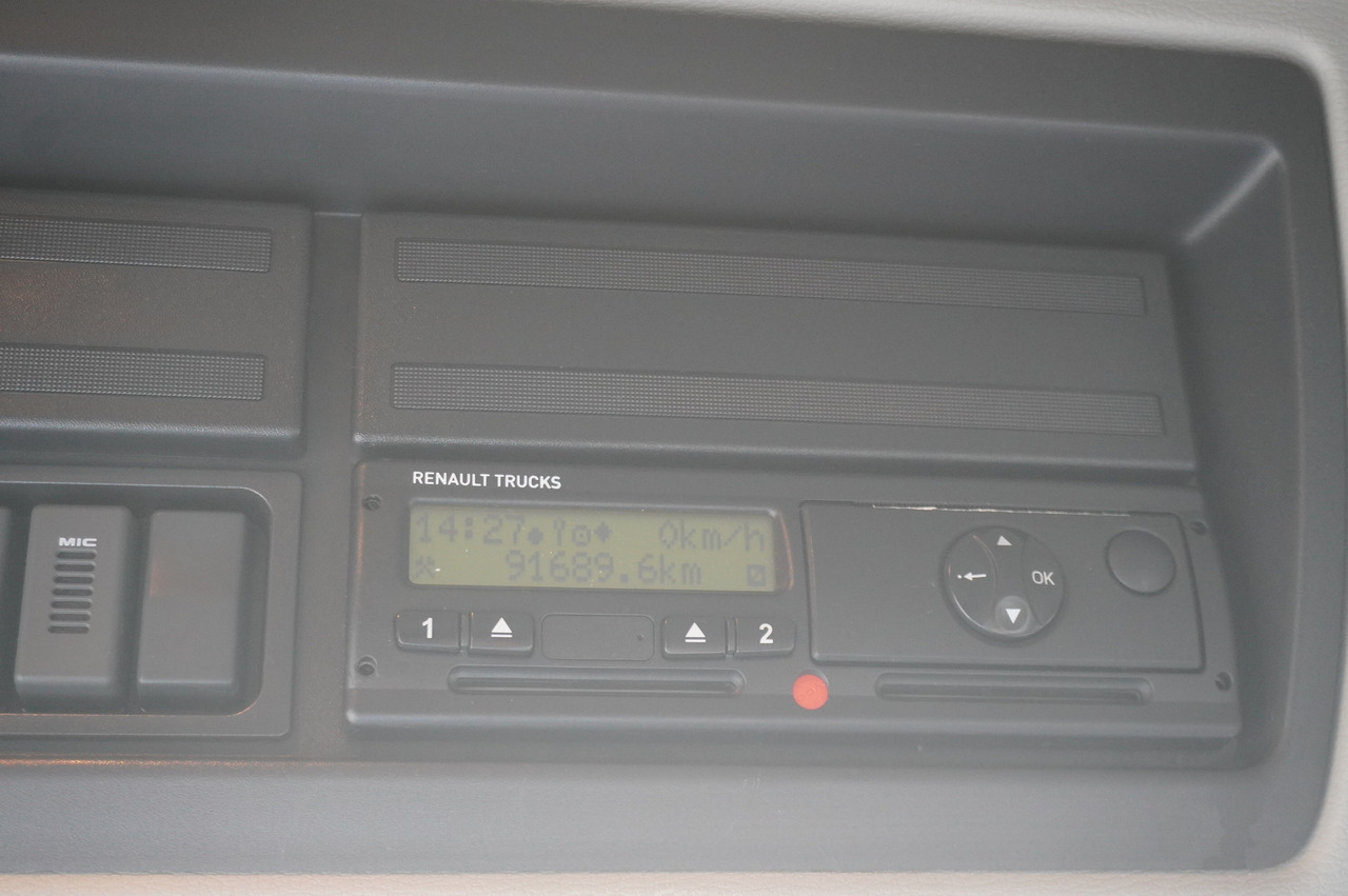 RENAULT D13 / 90 tho km !!! / Meat hook refrigerator / Thermoking T800R / 2 units - مبردة شاحنة: صور 2 RENAULT D13 / 90 tho km !!! / Meat hook refrigerator / Thermoking T800R / 2 units - مبردة شاحنة: صور 2