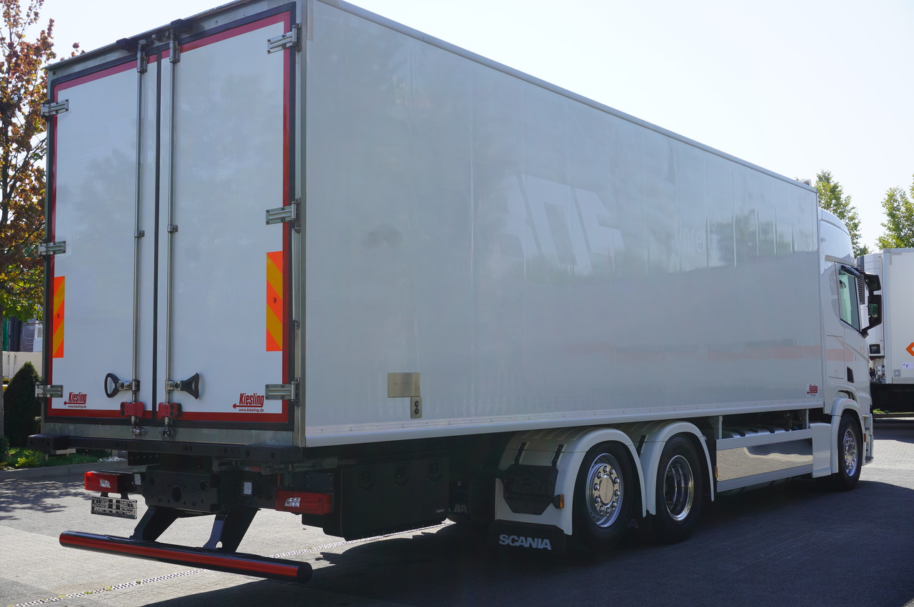 SCANIA R500 Hook-Up Refrigerated Truck KIESLING 20 EPAL / Carrier Supra 1250 Silent - مبردة شاحنة: صور 4 SCANIA R500 Hook-Up Refrigerated Truck KIESLING 20 EPAL / Carrier Supra 1250 Silent - مبردة شاحنة: صور 4