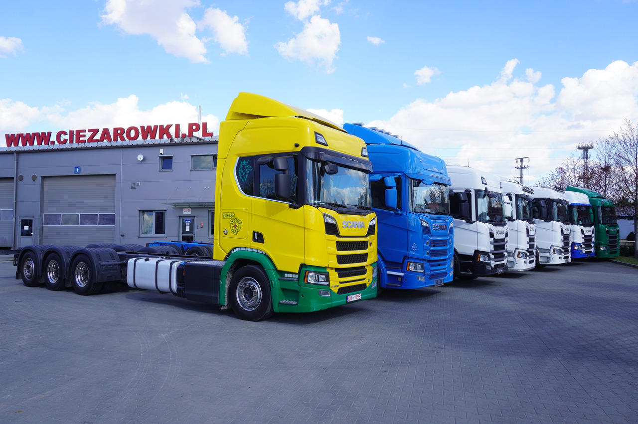SCANIA R650 V8 / 650 HP/ frame 8.8 m / steered 4th axis / 20 units - شاحنة كرين: صور 1 SCANIA R650 V8 / 650 HP/ frame 8.8 m / steered 4th axis / 20 units - شاحنة كرين: صور 1