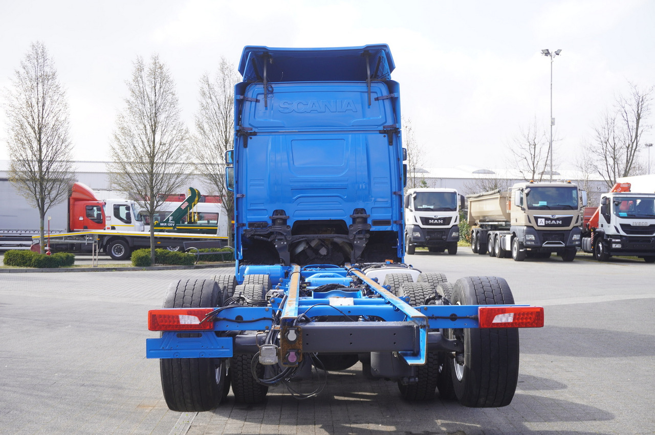 SCANIA R650 V8 / 650 HP/ frame 8.8 m / steered 4th axle - الشاسيه شاحنة: صور 3 SCANIA R650 V8 / 650 HP/ frame 8.8 m / steered 4th axle - الشاسيه شاحنة: صور 3