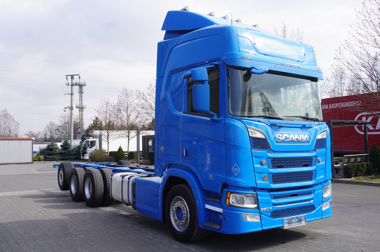 SCANIA R650 V8 / 650 HP/ frame 8.8 m / steered 4th axle - الشاسيه شاحنة: صور 5 SCANIA R650 V8 / 650 HP/ frame 8.8 m / steered 4th axle - الشاسيه شاحنة: صور 5