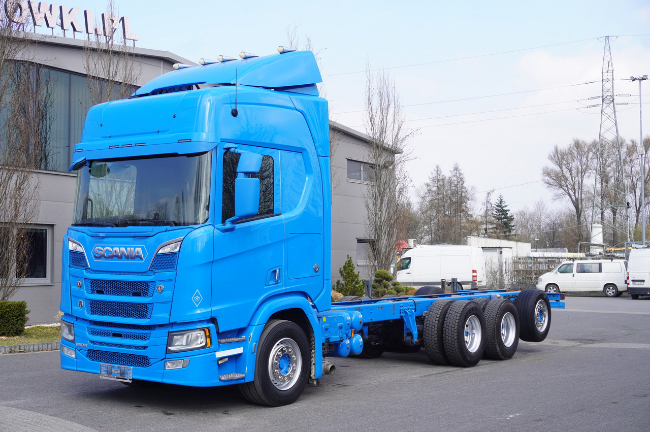 SCANIA R650 V8 / 650 HP/ frame 8.8 m / steered 4th axle - الشاسيه شاحنة: صور 1 SCANIA R650 V8 / 650 HP/ frame 8.8 m / steered 4th axle - الشاسيه شاحنة: صور 1
