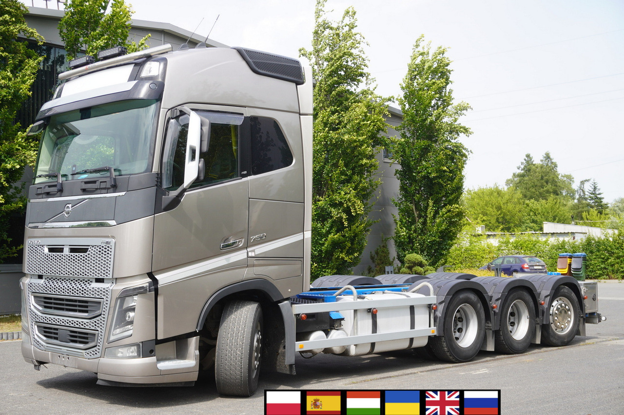 VOLVO FH16 750 8x4x4 / 750 HP! / Frame 685 cm / Steered 4th axle - شاحنة كرين: صور 1 VOLVO FH16 750 8x4x4 / 750 HP! / Frame 685 cm / Steered 4th axle - شاحنة كرين: صور 1