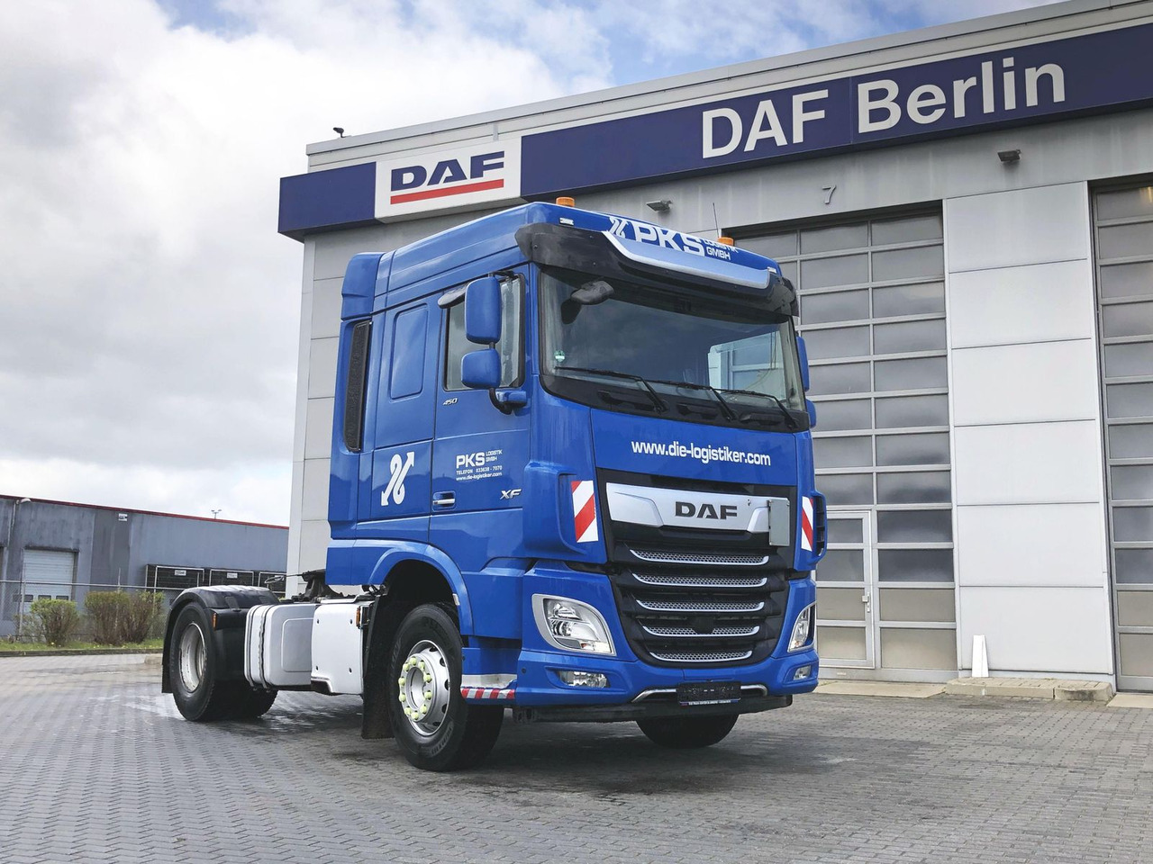DAF XF 450 FT SC, Hydraulik, Standklima, Navigation - شاحنة جرار: صور 1 DAF XF 450 FT SC, Hydraulik, Standklima, Navigation - شاحنة جرار: صور 1