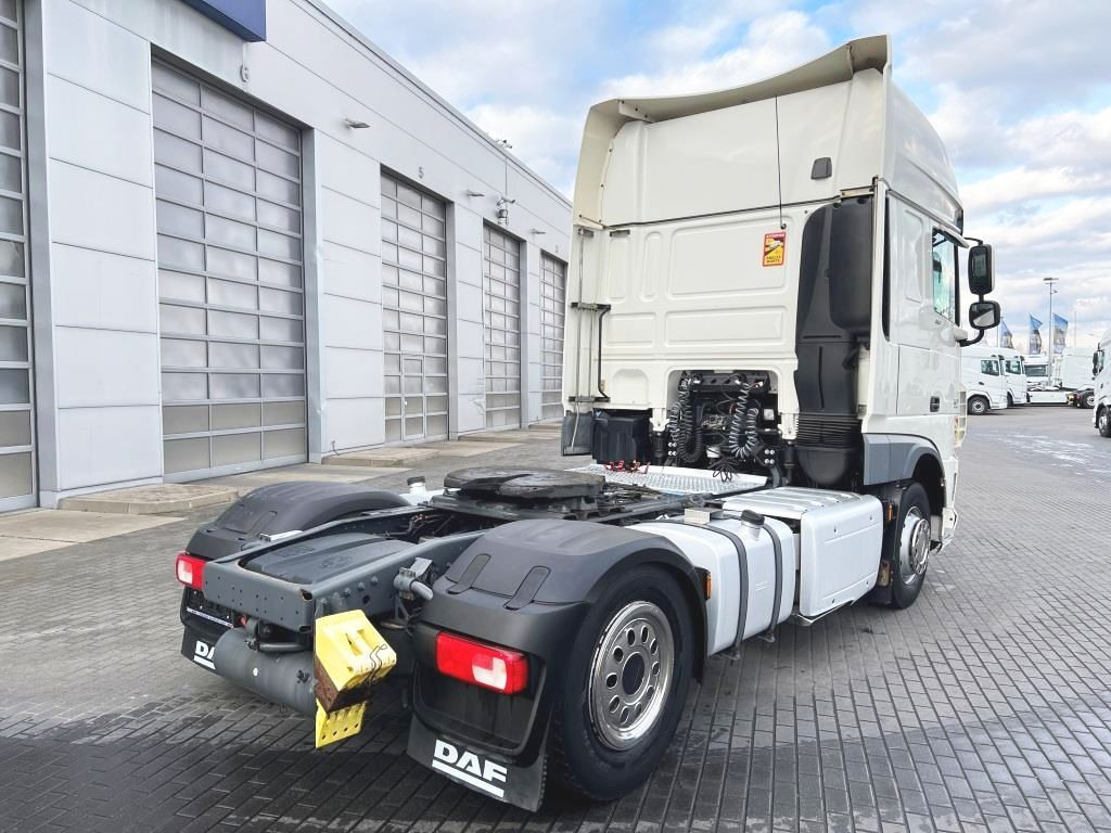 DAF XF 460 FT SSC Intarder 2xTank 1.185 Liter Euro 6 - شاحنة جرار: صور 4 DAF XF 460 FT SSC Intarder 2xTank 1.185 Liter Euro 6 - شاحنة جرار: صور 4