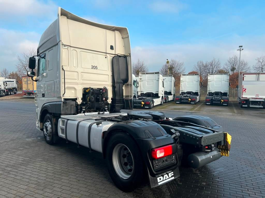 DAF XF 480 FT SSC Retarder Standklima 2xTank 1.185L - شاحنة جرار: صور 3 DAF XF 480 FT SSC Retarder Standklima 2xTank 1.185L - شاحنة جرار: صور 3