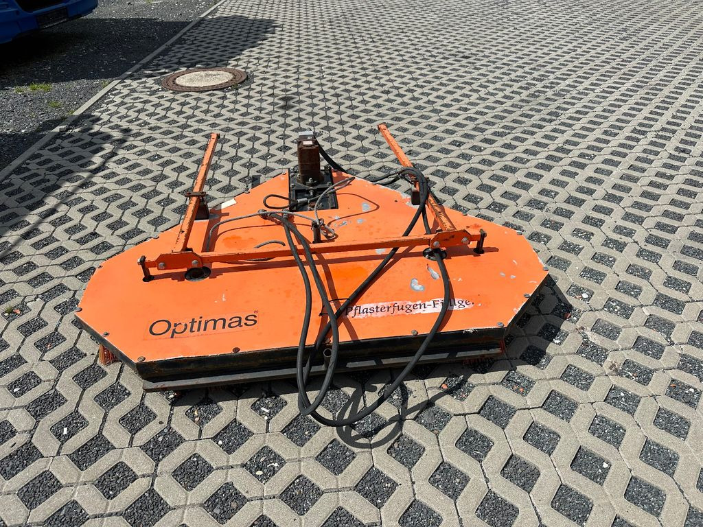 Optimas -Einkehrbesen - مكنسة: صور 1 Optimas -Einkehrbesen - مكنسة: صور 1