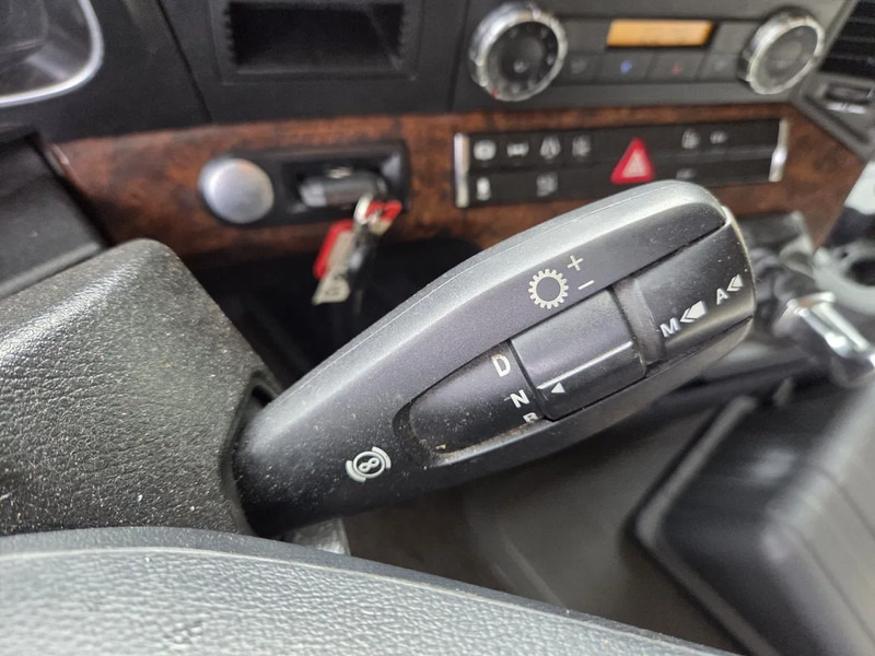 Mercedes-Benz Actros 1840 Euro 6 | Retarder | - بصندوق مغلق شاحنة: صور 5 Mercedes-Benz Actros 1840 Euro 6 | Retarder | - بصندوق مغلق شاحنة: صور 5