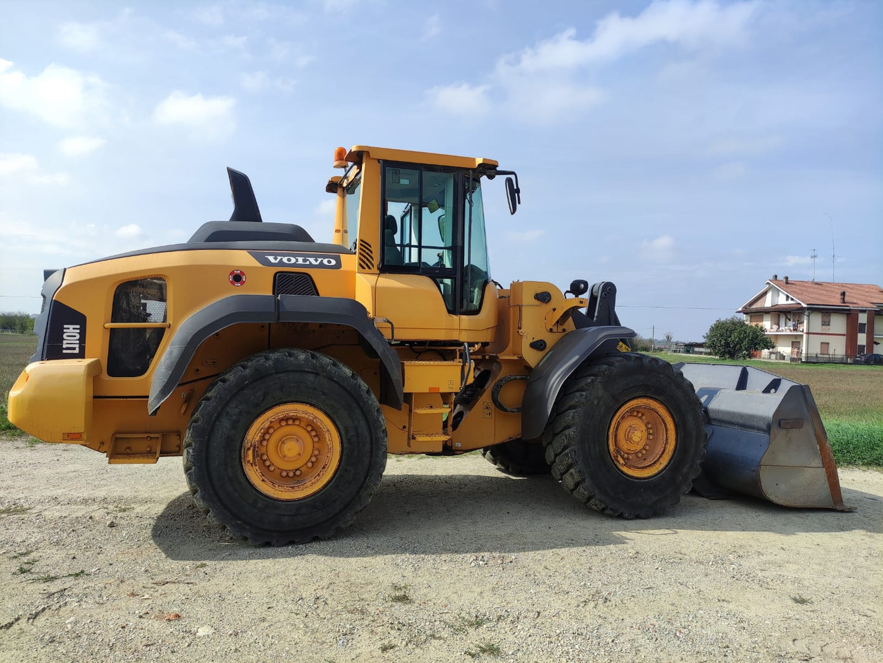 VOLVO L110H - اللودر بعجل: صور 3 VOLVO L110H - اللودر بعجل: صور 3