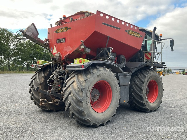 2011 Claas Xerion 3800 Saddle Trac 4WD Tractor - جرار: صور 4 2011 Claas Xerion 3800 Saddle Trac 4WD Tractor - جرار: صور 4