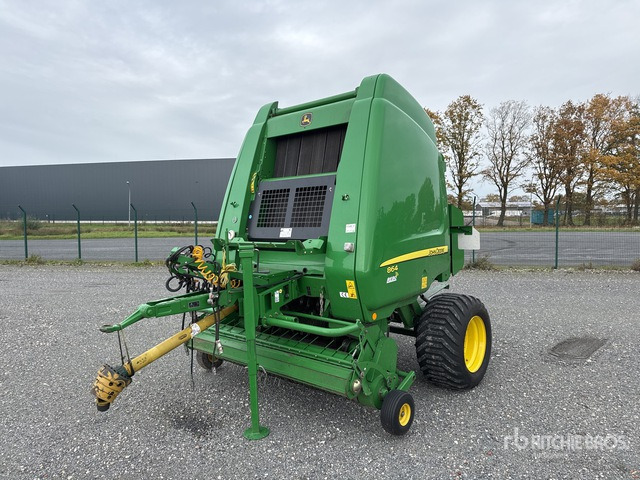 2012 John Deere 864 Premium Round Baler - مكبس القش الدائري: صور 1 2012 John Deere 864 Premium Round Baler - مكبس القش الدائري: صور 1
