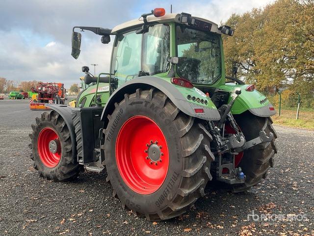 2019 Fendt 724 Vario ProfiPlus S4 4WD Tractor - جرار: صور 3 2019 Fendt 724 Vario ProfiPlus S4 4WD Tractor - جرار: صور 3