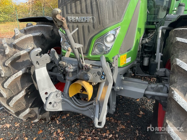 2019 Fendt 724 Vario ProfiPlus S4 4WD Tractor - جرار: صور 5 2019 Fendt 724 Vario ProfiPlus S4 4WD Tractor - جرار: صور 5