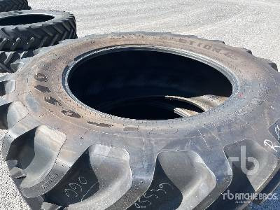 FIRESTONE 650/65R42 TL 15 Quantity of (2) MAXTR65 - الإطارات: صور 2 FIRESTONE 650/65R42 TL 15 Quantity of (2) MAXTR65 - الإطارات: صور 2
