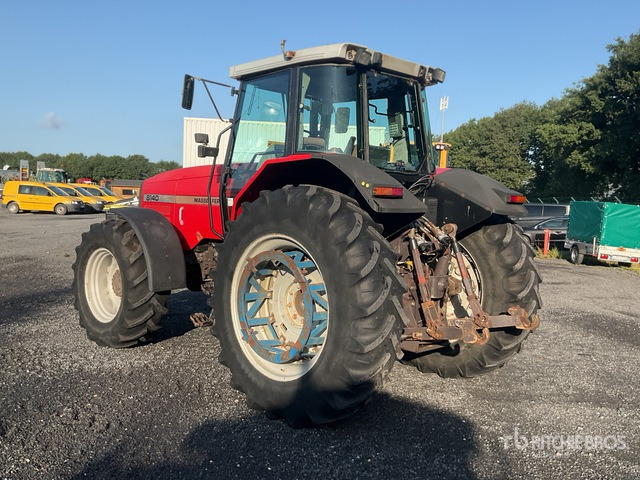 Massey Ferguson 8140 4WD Tractor - جرار: صور 4 Massey Ferguson 8140 4WD Tractor - جرار: صور 4