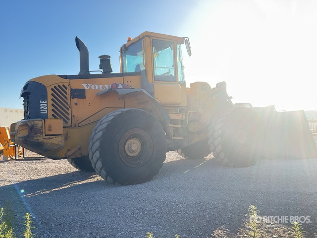 2003 Volvo L120E Wheel Loader - اللودر بعجل: صور 3 2003 Volvo L120E Wheel Loader - اللودر بعجل: صور 3