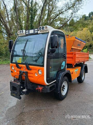 2004 Ausa M250DH X4 4x4 Snow Plow Truck - جرافة ثلج: صور 2 2004 Ausa M250DH X4 4x4 Snow Plow Truck - جرافة ثلج: صور 2