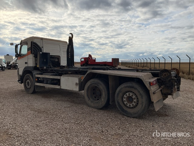 2004 Volvo FM12-280 6x2 Hooklift Truck - شاحنة ذات الخطاف: صور 4 2004 Volvo FM12-280 6x2 Hooklift Truck - شاحنة ذات الخطاف: صور 4