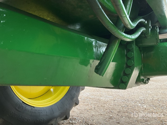 2005 John Deere 6820 Premium 4WD Tractor - جرار: صور 4 2005 John Deere 6820 Premium 4WD Tractor - جرار: صور 4