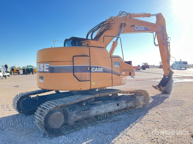 2006 Case CX225 SR Tracked Excavator - حفارات زحافة: صور 4 2006 Case CX225 SR Tracked Excavator - حفارات زحافة: صور 4