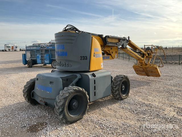 2007 Haulotte HA12PX 4WD Diesel Articulating Boom Lift - رافعات سلة مفصلية: صور 1 2007 Haulotte HA12PX 4WD Diesel Articulating Boom Lift - رافعات سلة مفصلية: صور 1