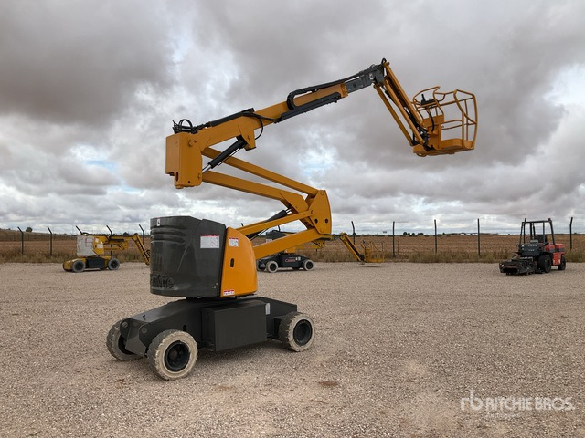 2007 Haulotte HA15IP 2WD Electric Articulating Boom Lift - رافعات سلة مفصلية: صور 2 2007 Haulotte HA15IP 2WD Electric Articulating Boom Lift - رافعات سلة مفصلية: صور 2