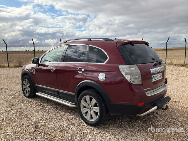 2010 Chevrolet Captiva Automobile - سيارة دفع رباعي: صور 2 2010 Chevrolet Captiva Automobile - سيارة دفع رباعي: صور 2
