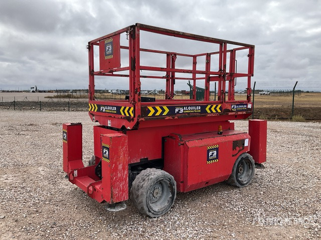2011 Manitou 120SC 4x4 Diesel Scissor Lift - رافعات مقصية: صور 2 2011 Manitou 120SC 4x4 Diesel Scissor Lift - رافعات مقصية: صور 2