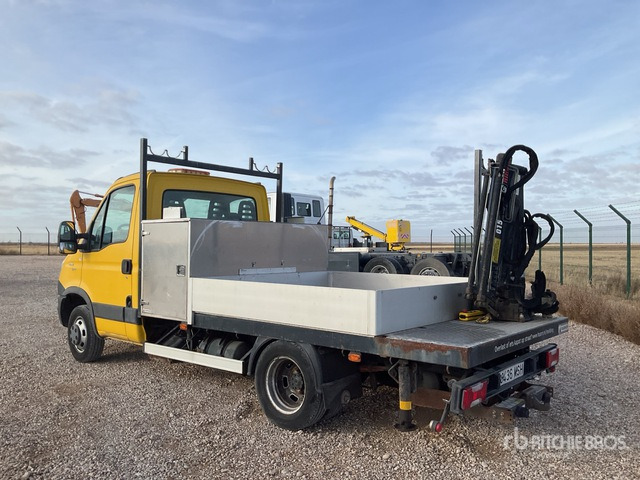 2013 Iveco 40C14G 1994 Hiab 015 1200 kg Straight ... Flatbed Truck with Crane - شاحنات مسطحة: صور 3 2013 Iveco 40C14G 1994 Hiab 015 1200 kg Straight ... Flatbed Truck with Crane - شاحنات مسطحة: صور 3