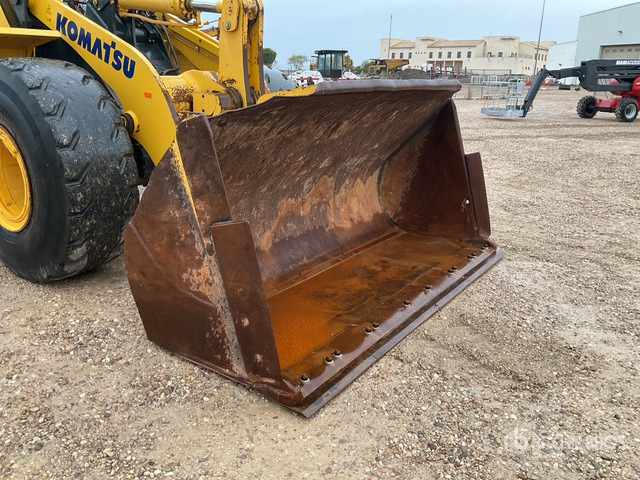 2015 Komatsu WA380-7 Wheel Loader - اللودر بعجل: صور 5 2015 Komatsu WA380-7 Wheel Loader - اللودر بعجل: صور 5