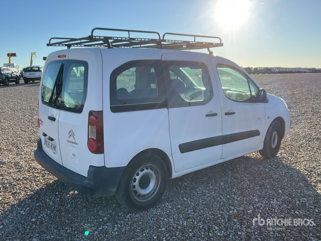 2017 Citroen Berlingo Passenger Van - حافلة صغيرة, ميكروباص: صور 3 2017 Citroen Berlingo Passenger Van - حافلة صغيرة, ميكروباص: صور 3