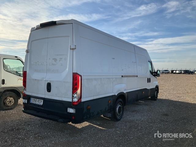 2018 Iveco Daily 35S16 Cargo Van - الشاحنات الصغيرة: صور 4 2018 Iveco Daily 35S16 Cargo Van - الشاحنات الصغيرة: صور 4