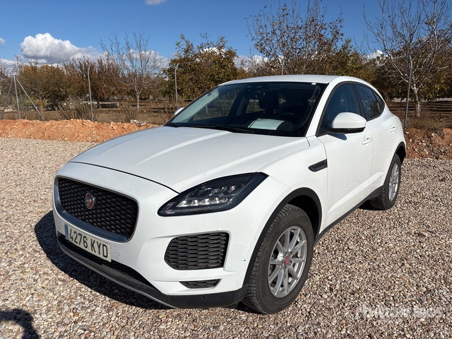 2019 Jaguar E Pace SUV - سيارة دفع رباعي: صور 2 2019 Jaguar E Pace SUV - سيارة دفع رباعي: صور 2
