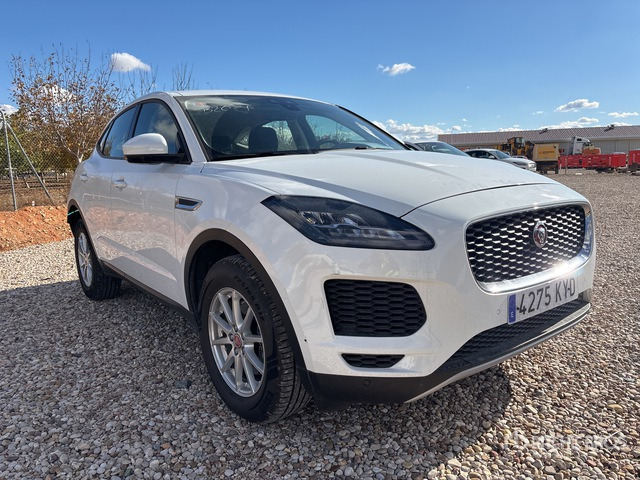 2019 Jaguar E Pace SUV - سيارة دفع رباعي: صور 3 2019 Jaguar E Pace SUV - سيارة دفع رباعي: صور 3