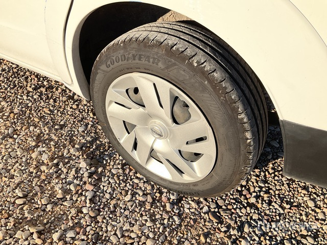 2019 Nissan E-NV200 Electric Passenger Van - حافلة صغيرة, ميكروباص: صور 4 2019 Nissan E-NV200 Electric Passenger Van - حافلة صغيرة, ميكروباص: صور 4