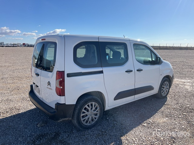 2021 Citroen Berlingo Passenger Van - حافلة صغيرة, ميكروباص: صور 3 2021 Citroen Berlingo Passenger Van - حافلة صغيرة, ميكروباص: صور 3