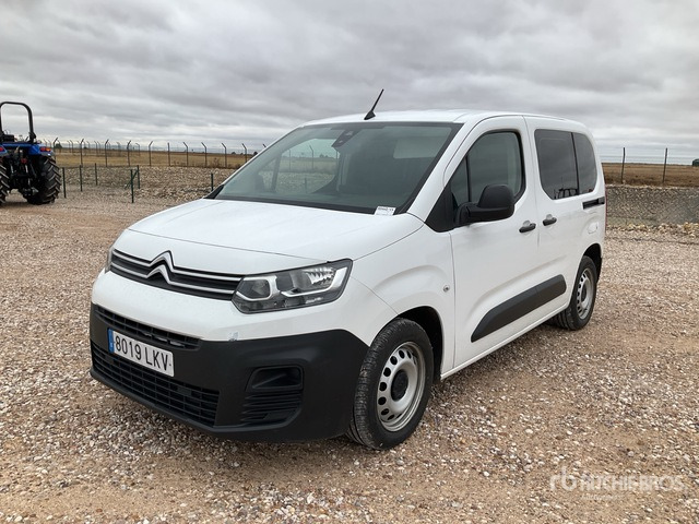 2021 Citroen Berlingo Passenger Van - حافلة صغيرة, ميكروباص: صور 2 2021 Citroen Berlingo Passenger Van - حافلة صغيرة, ميكروباص: صور 2