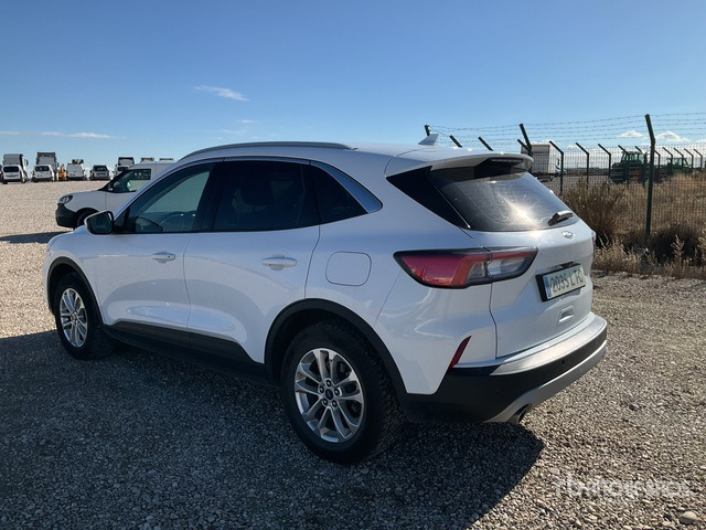 2021 Ford Kuga Automobile - سيارة دفع رباعي: صور 2 2021 Ford Kuga Automobile - سيارة دفع رباعي: صور 2