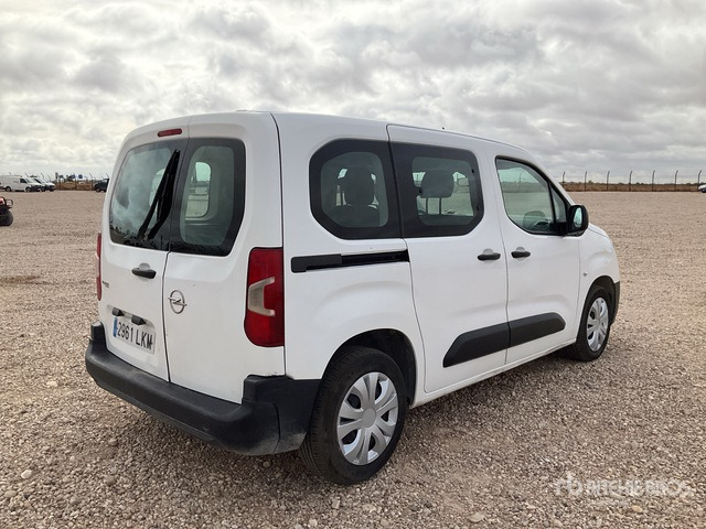 2021 Opel Combo Passenger Van - حافلة صغيرة, ميكروباص: صور 4 2021 Opel Combo Passenger Van - حافلة صغيرة, ميكروباص: صور 4
