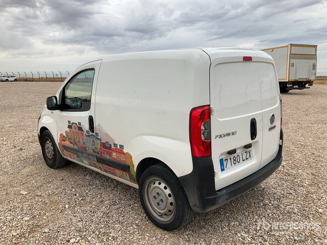 2023 Fiat Fiorino Cargo Van - الشاحنات الصغيرة: صور 3 2023 Fiat Fiorino Cargo Van - الشاحنات الصغيرة: صور 3