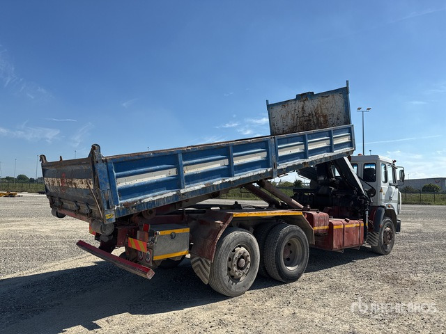 1990 Iveco 190-36 6x2 Roll-Off Truck - شاحنة ذات الخطاف: صور 3 1990 Iveco 190-36 6x2 Roll-Off Truck - شاحنة ذات الخطاف: صور 3