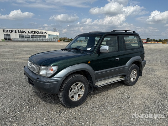 1998 Toyota Land Cruiser SUV Sport Utility Vehicle - سيارة دفع رباعي: صور 4 1998 Toyota Land Cruiser SUV Sport Utility Vehicle - سيارة دفع رباعي: صور 4