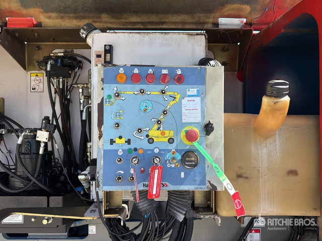 2006 Haulotte HA32PX Diesel Articulating Boom Lift - رافعات سلة مفصلية: صور 5 2006 Haulotte HA32PX Diesel Articulating Boom Lift - رافعات سلة مفصلية: صور 5