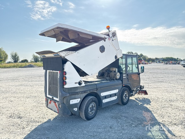 2006 Schmidt Compact 200 Autocarro spazzatrice - سياره كنس شوارع: صور 4 2006 Schmidt Compact 200 Autocarro spazzatrice - سياره كنس شوارع: صور 4